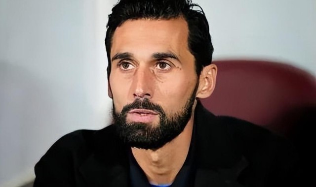 博鱼电竞-姆巴佩想要金球奖，年轻的阿韦洛亚会是他的“帮手”么